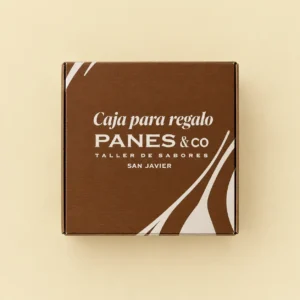 Caja de magdalenas artesanas para regalar, cerrada con lazo